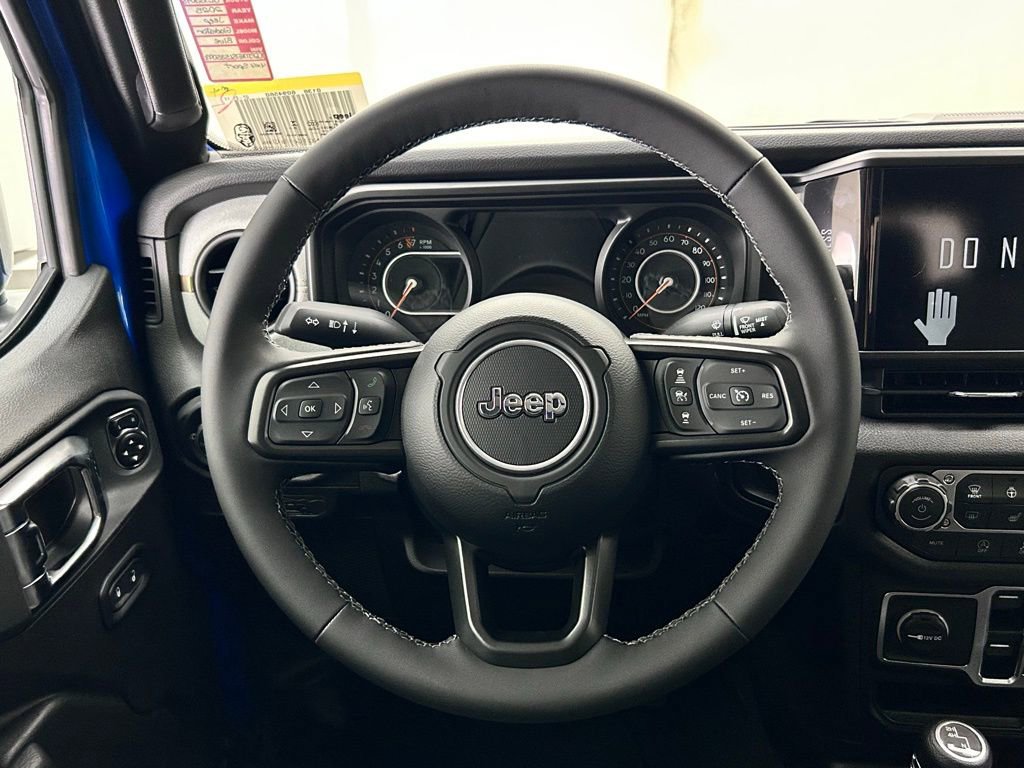 New 2025 Jeep Gladiator Sport image 24