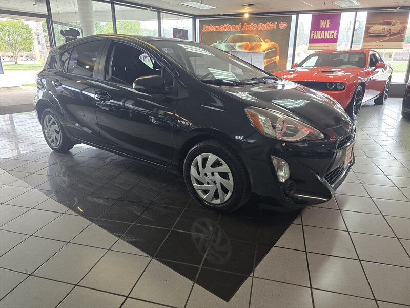 Used 2015 Toyota Prius C Two FWD image 3