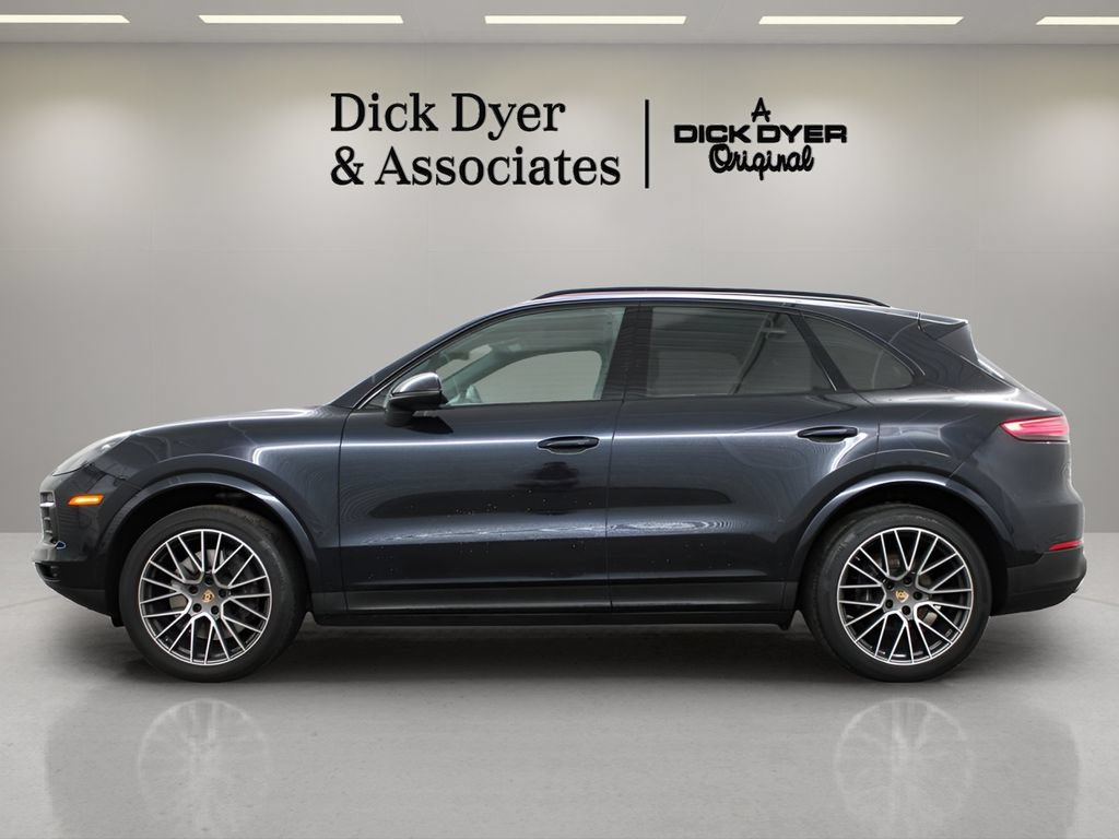 Used 2023 Porsche Cayenne AWD/4WD image 45