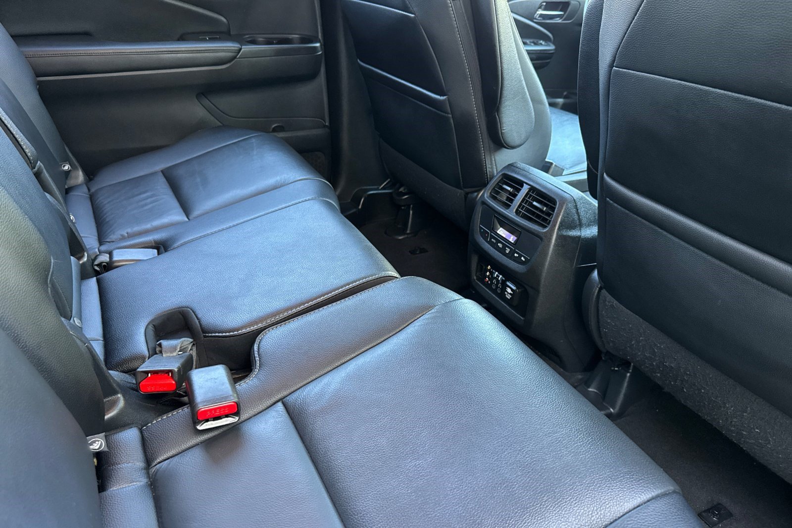 Used 2017 Honda Pilot EX-L image 34
