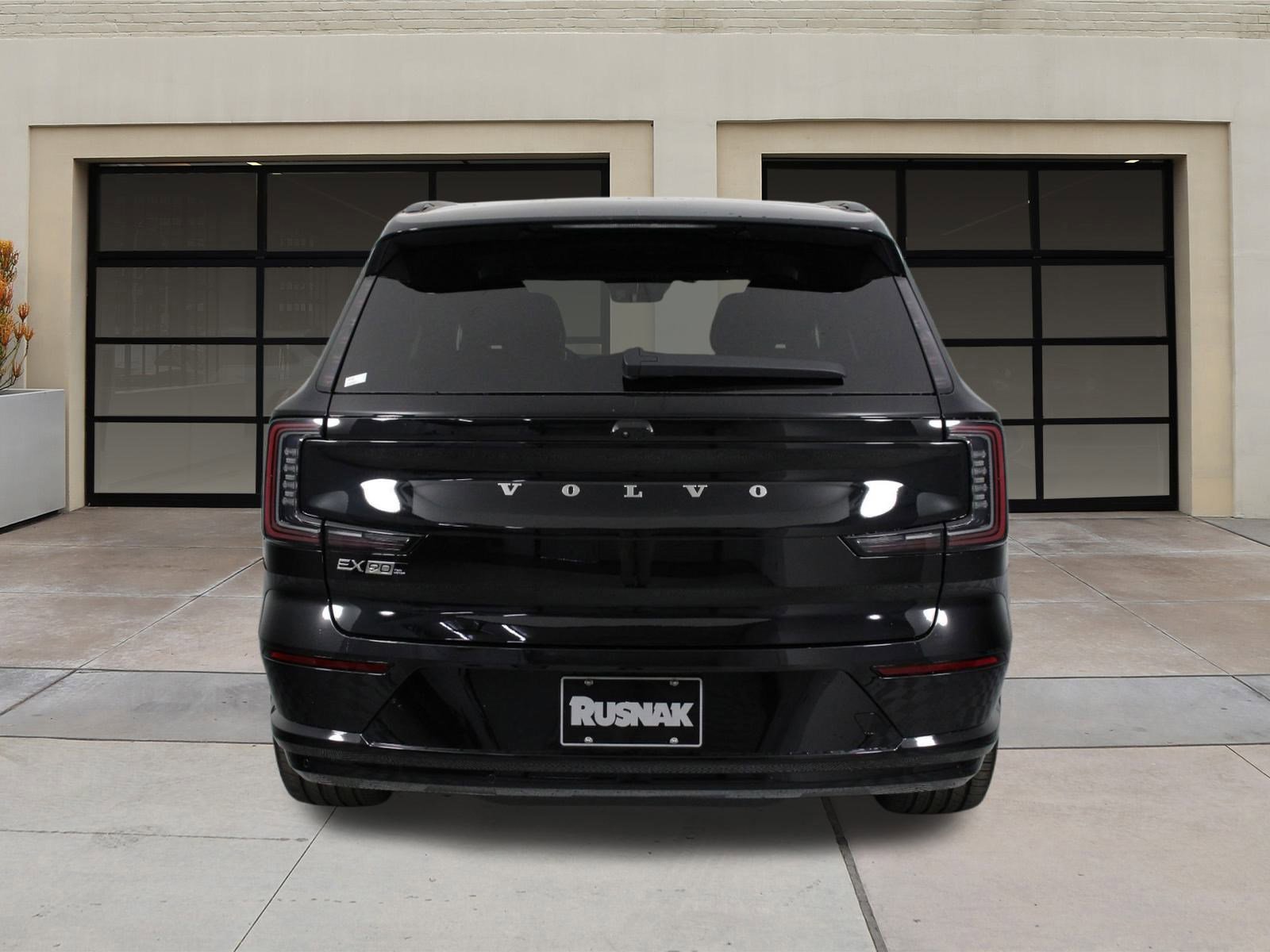 New 2025 Volvo EX90 Ultra image 4