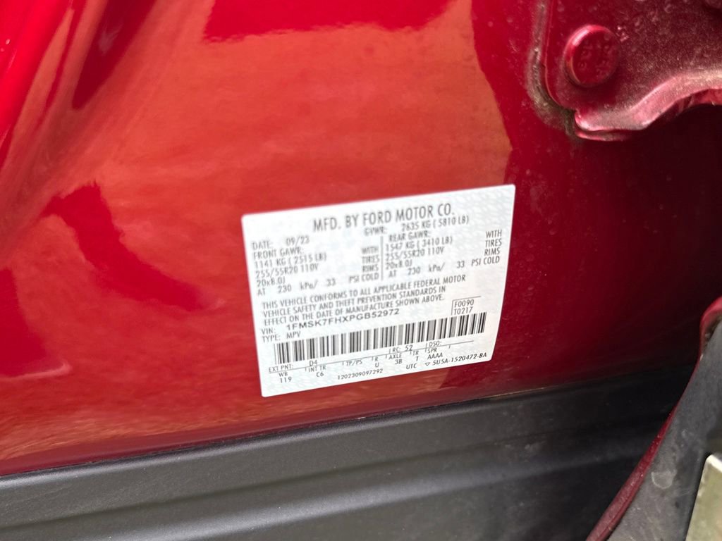 Used 2023 Ford Explorer Limited w/ Limited Technology Package image 58