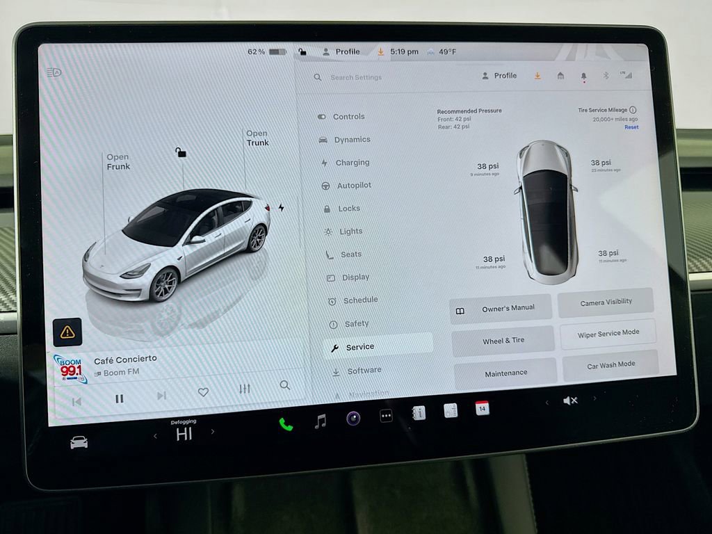 Used 2023 Tesla Model 3 Standard Range image 43