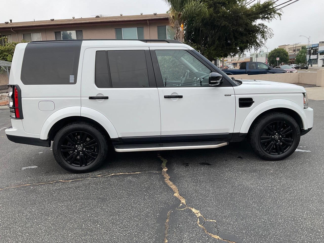 Used 2015 Land Rover LR4 HSE LUX image 5