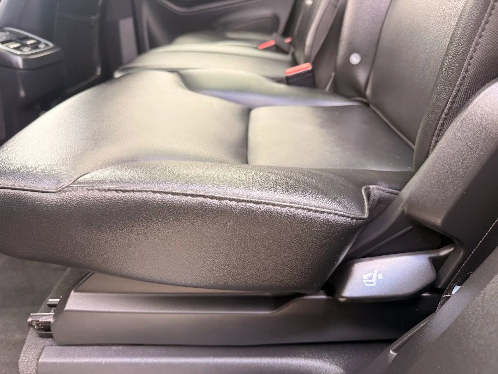 Used 2019 Volvo XC90 T5 Momentum AWD/4WD image 35
