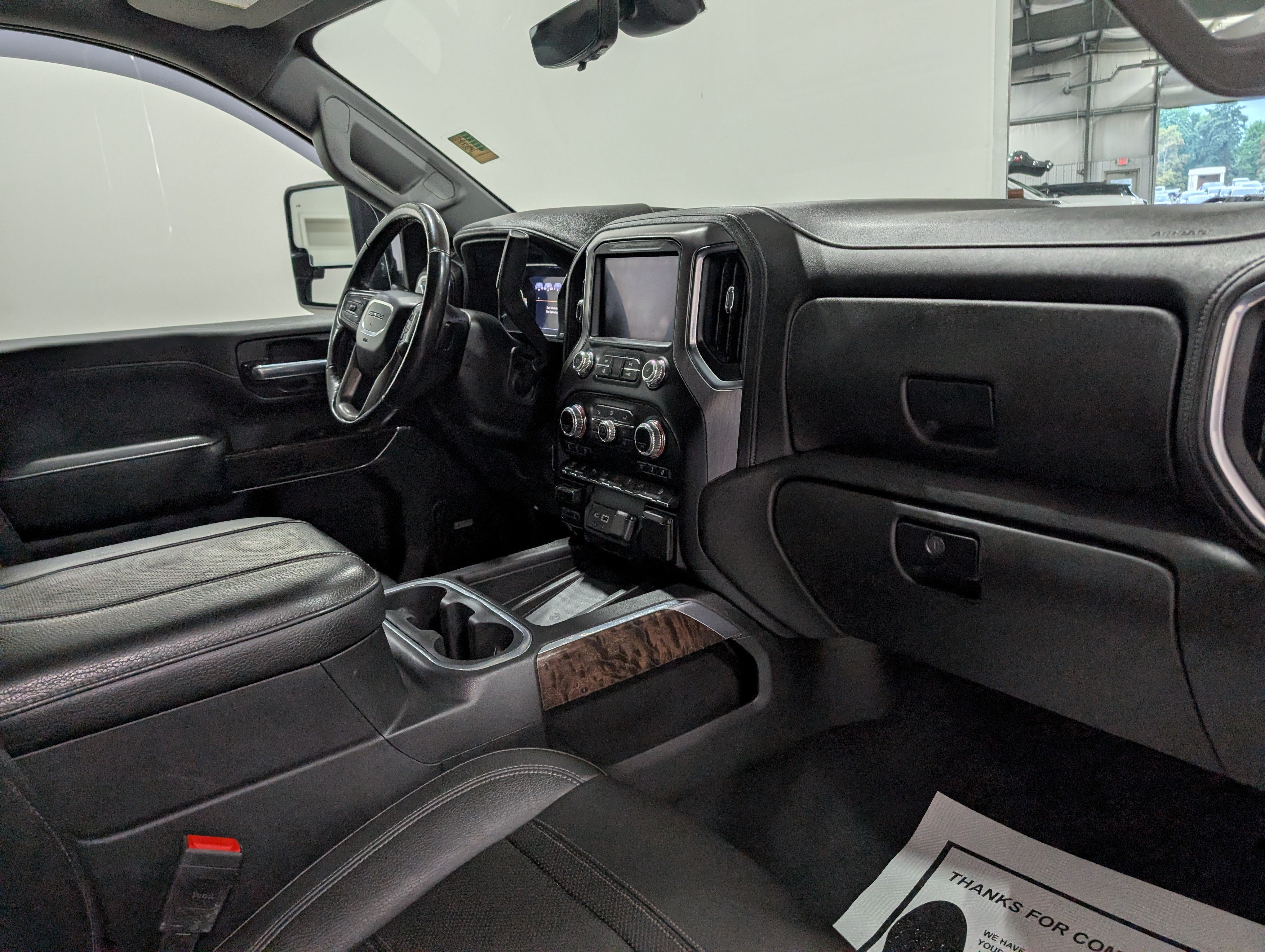 Used 2023 GMC Sierra 2500 Denali w/ Denali Ultimate Package AWD/4WD image 18