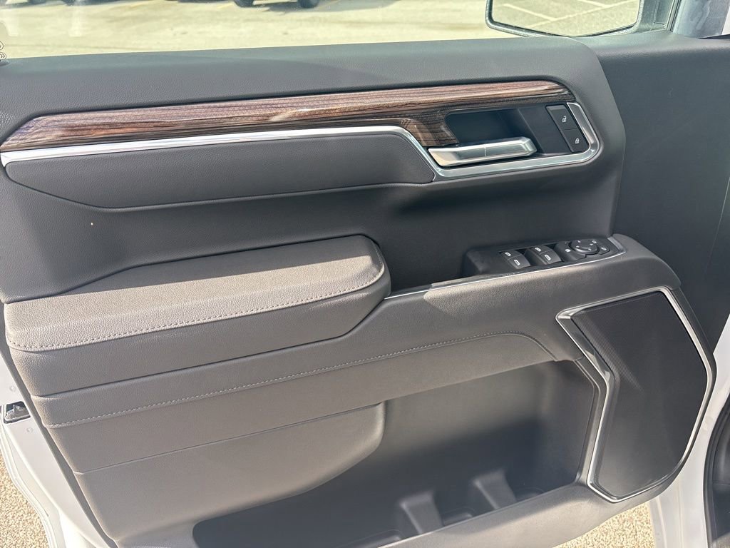 New 2026 Chevrolet Silverado 1500 LT image 11