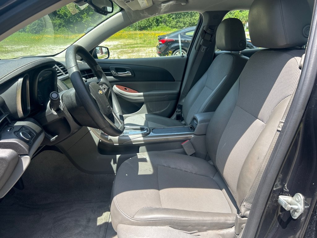 Used 2013 Chevrolet Malibu Eco w/ Power Convenience Package FWD image 8