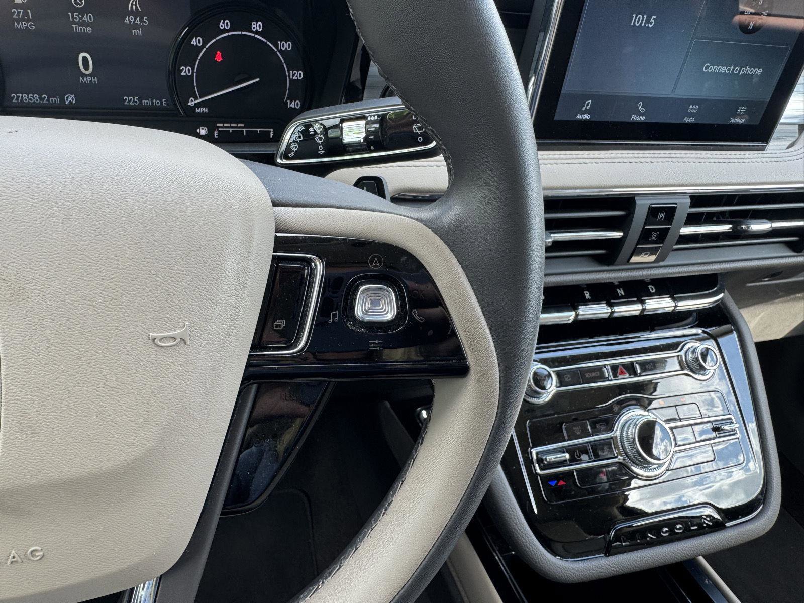 Used 2022 Lincoln Corsair FWD image 11