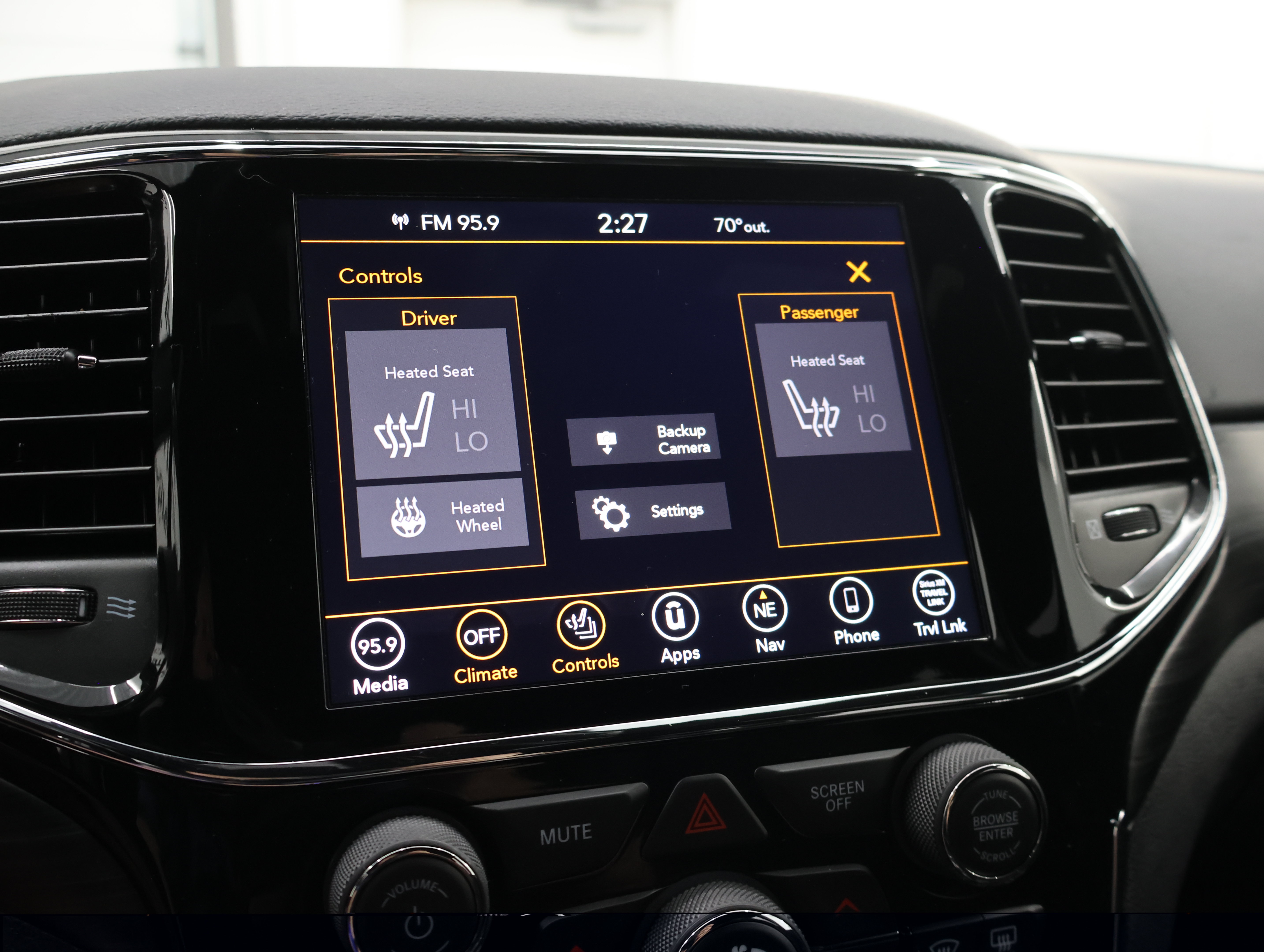 Used 2020 Jeep Grand Cherokee Altitude AWD/4WD image 52