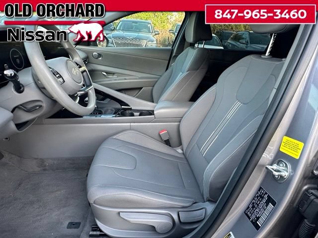 Used 2024 Hyundai Elantra Blue FWD image 11