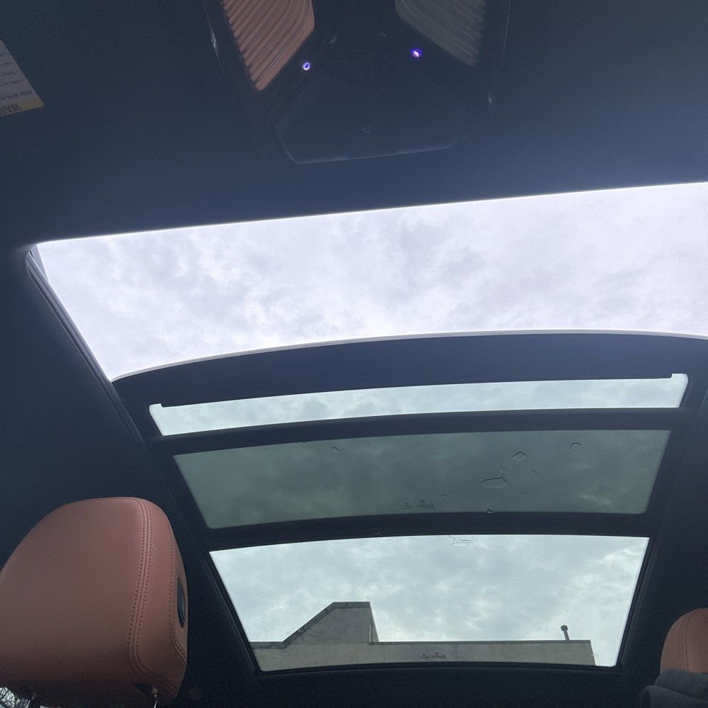 Used 2022 BMW X3 xDrive30i w/ M Sport Package 2 image 3