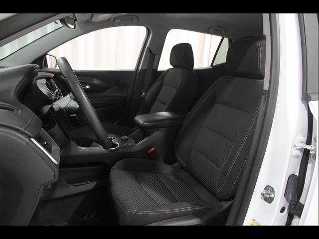 Used 2023 GMC Terrain SLE w/ Driver Convenience Package FWD image 5