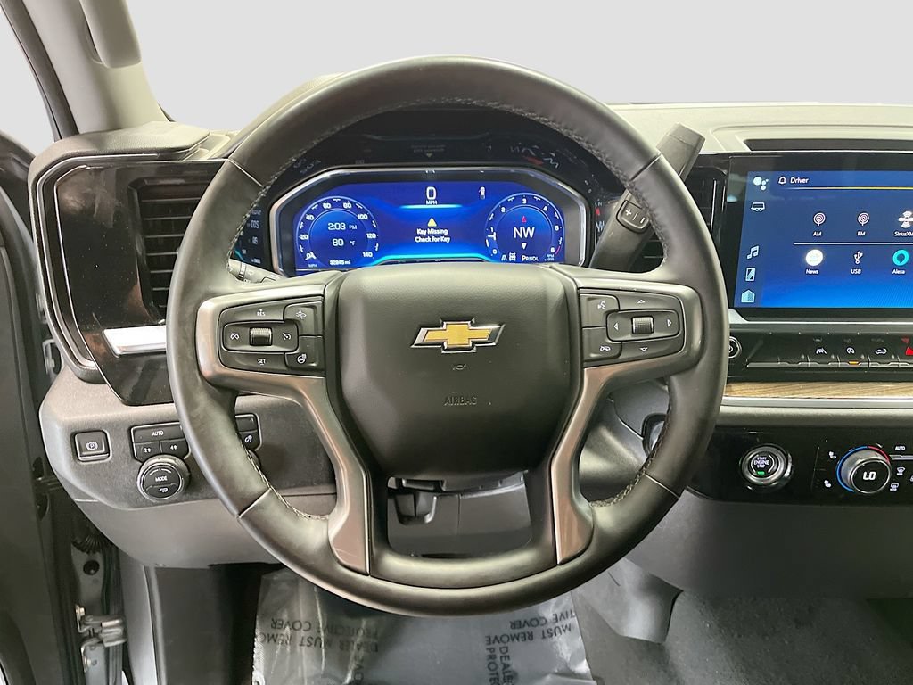 Used 2024 Chevrolet Silverado 1500 LT AWD/4WD image 11