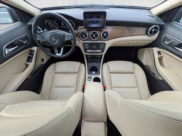 Used 2018 Mercedes-Benz GLA 250 image 18