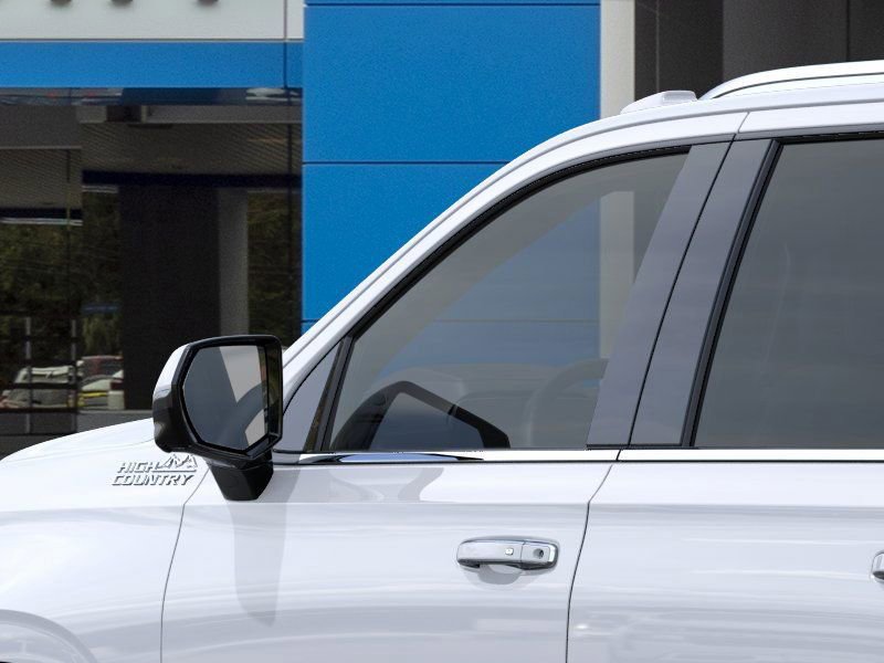 New 2026 Chevrolet Suburban High Country image 12
