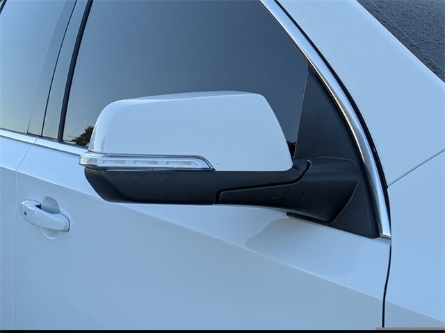 Used 2023 Chevrolet Traverse LT image 10