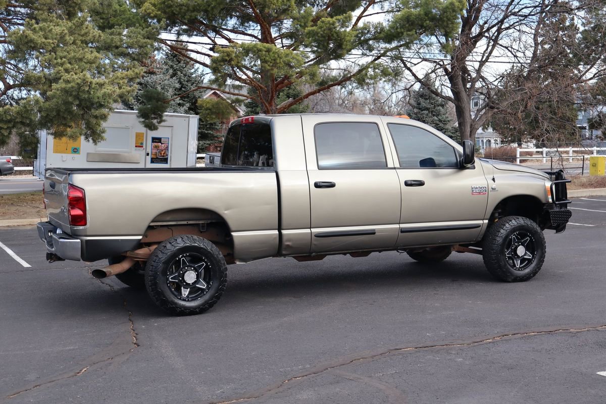 Used 2009 Dodge Ram 2500 Truck SLT image 4