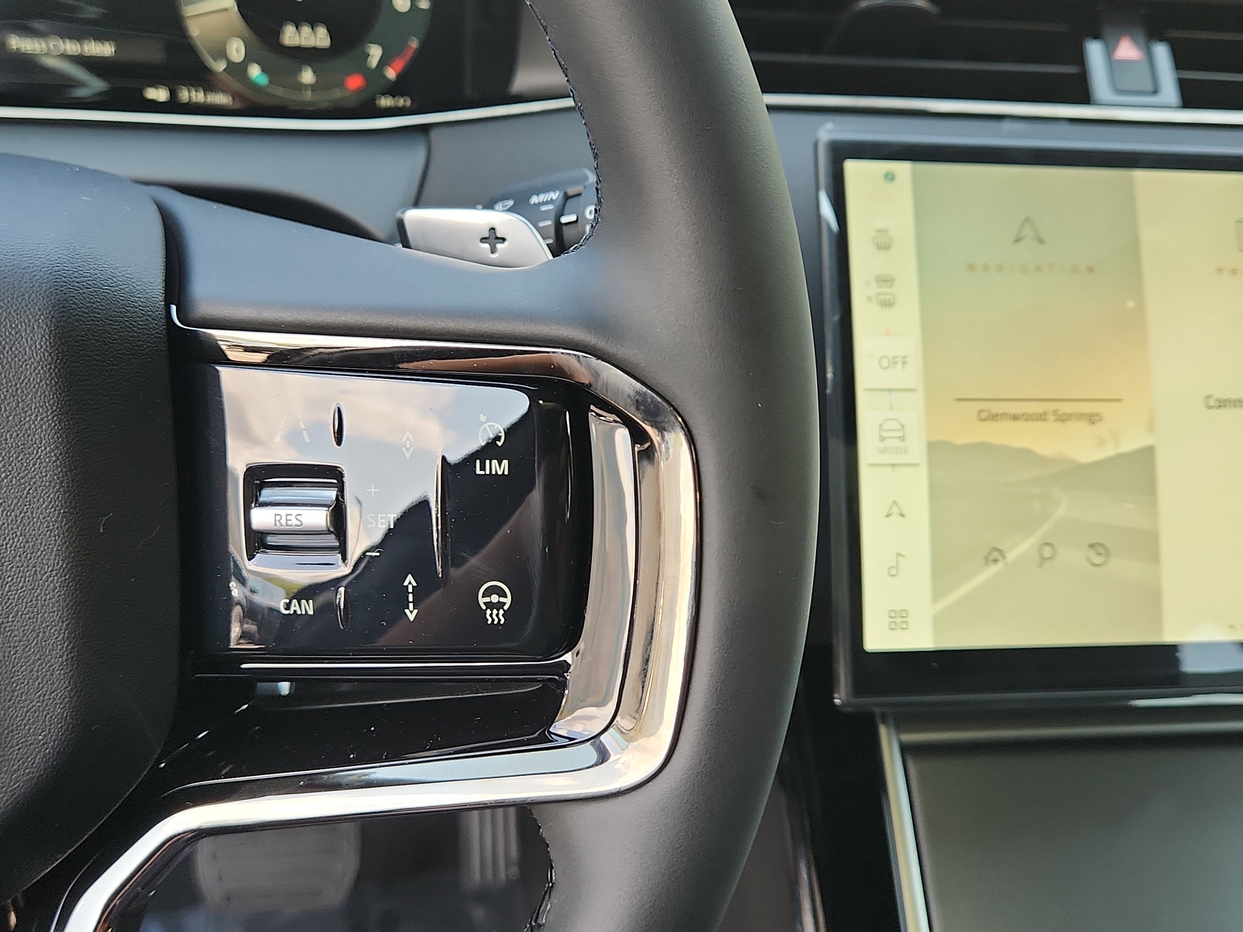 New 2026 Land Rover Range Rover Evoque S image 24