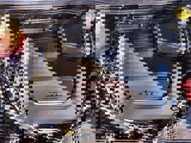 Used 2020 Chrysler Pacifica Touring-L w/ Tire & Wheel Group image 10