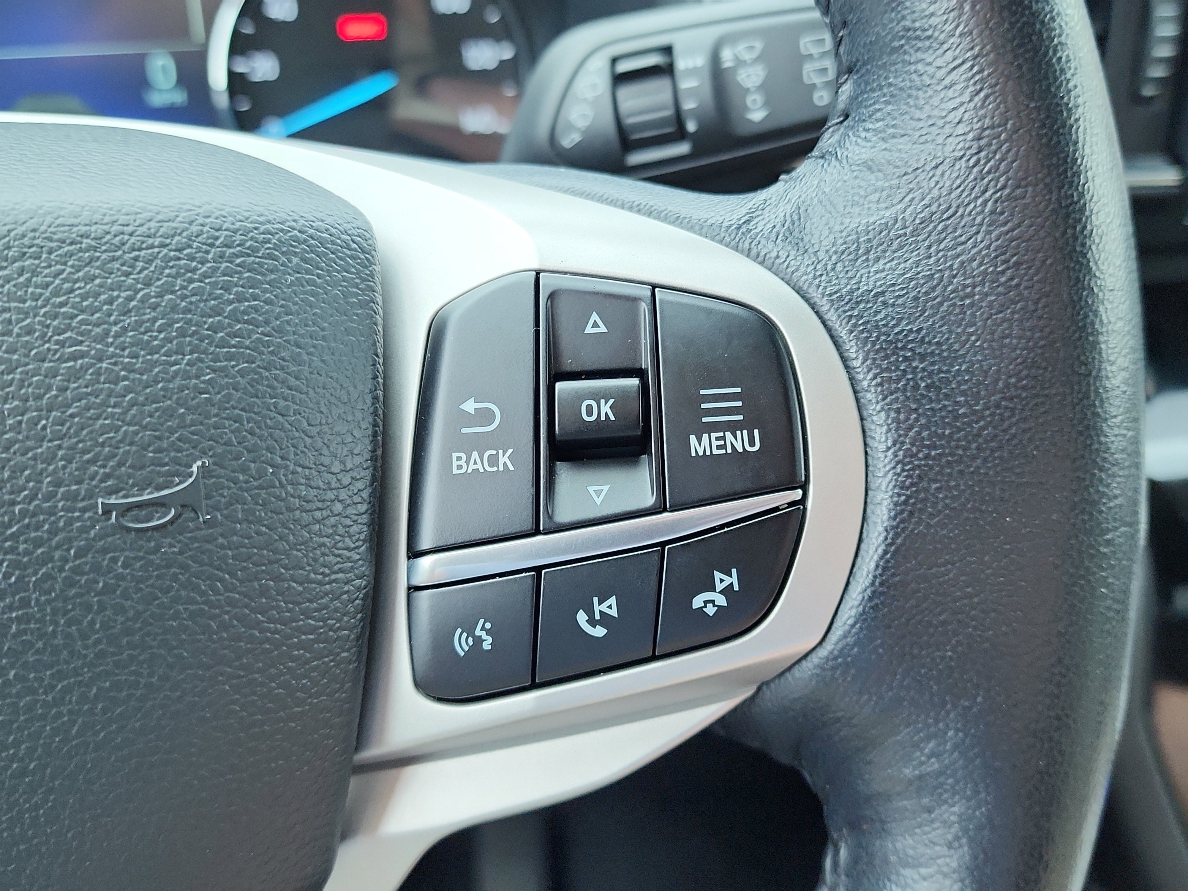 Certified 2023 Ford Explorer Limited image 22