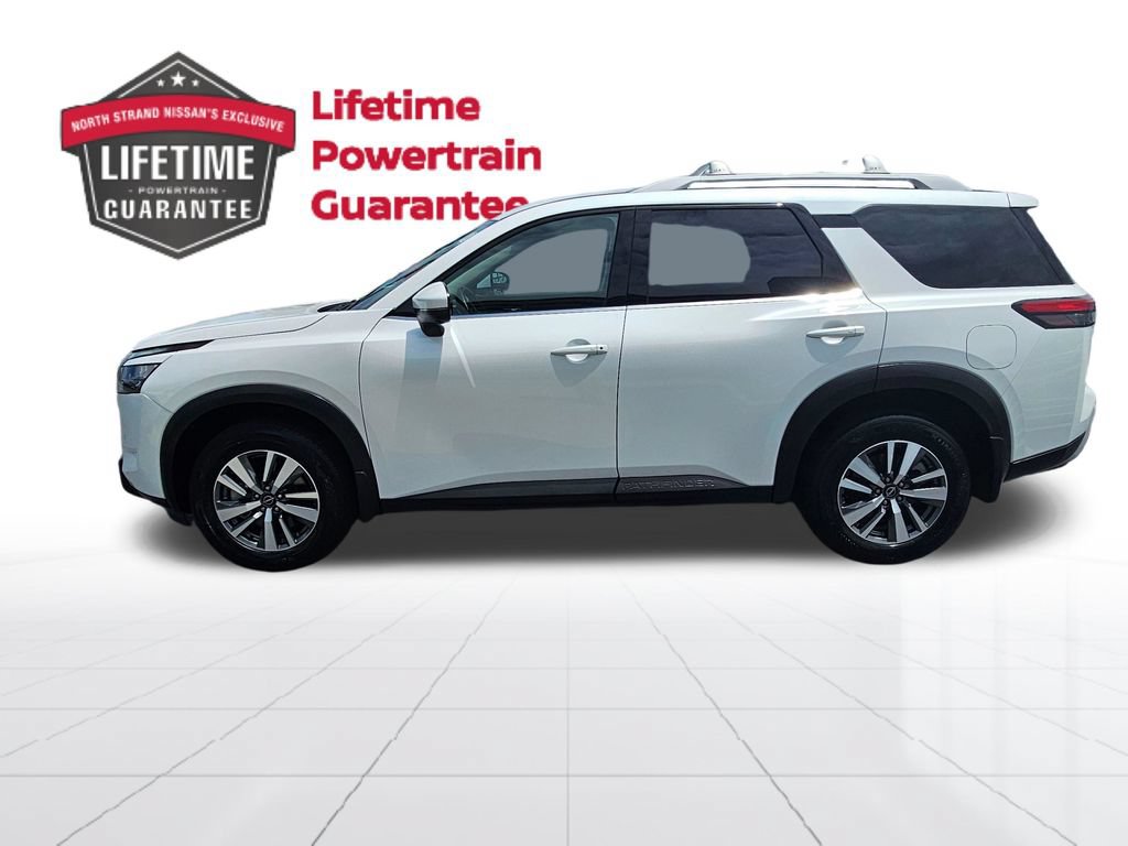Certified 2025 Nissan Pathfinder SL AWD/4WD image 2
