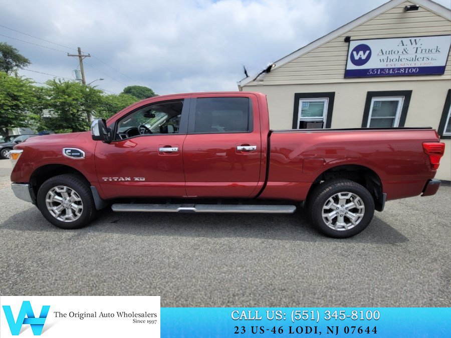 Used 2019 Nissan Titan SL AWD/4WD image 7