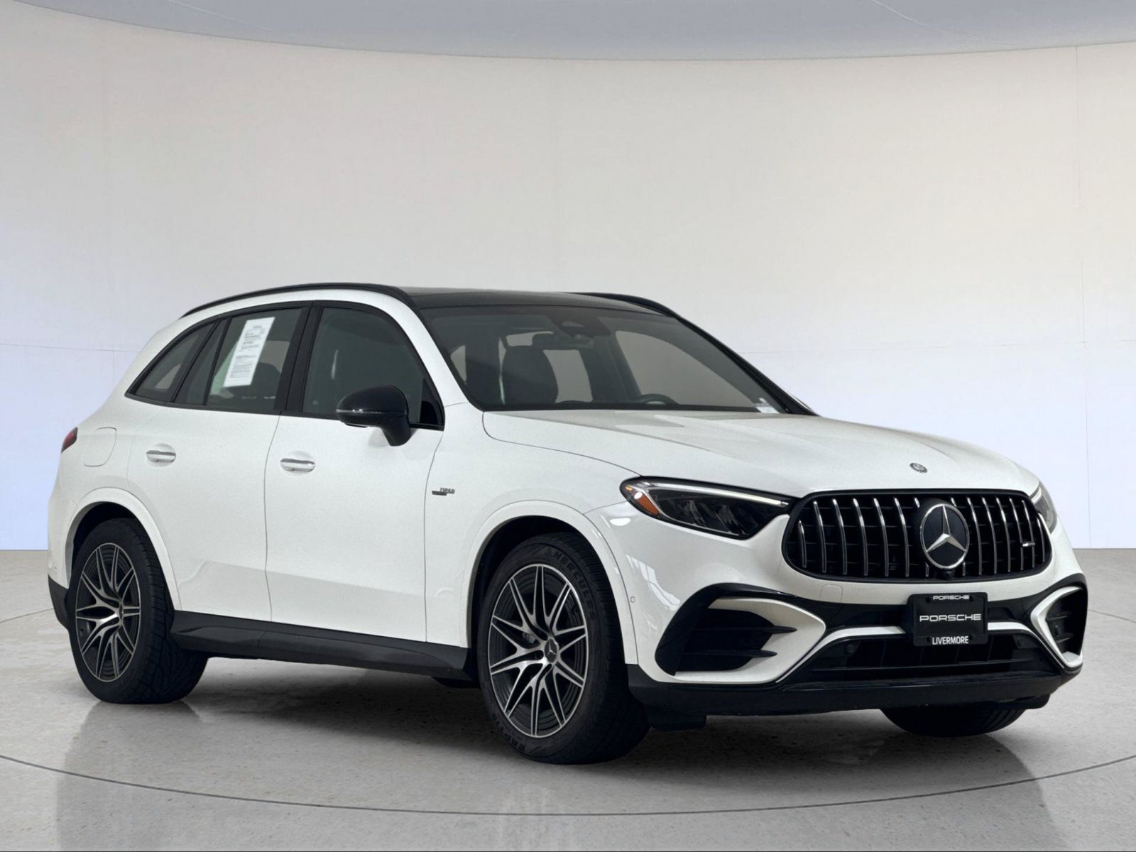 Used 2025 Mercedes-Benz GLC 43 AMG 4MATIC image 10