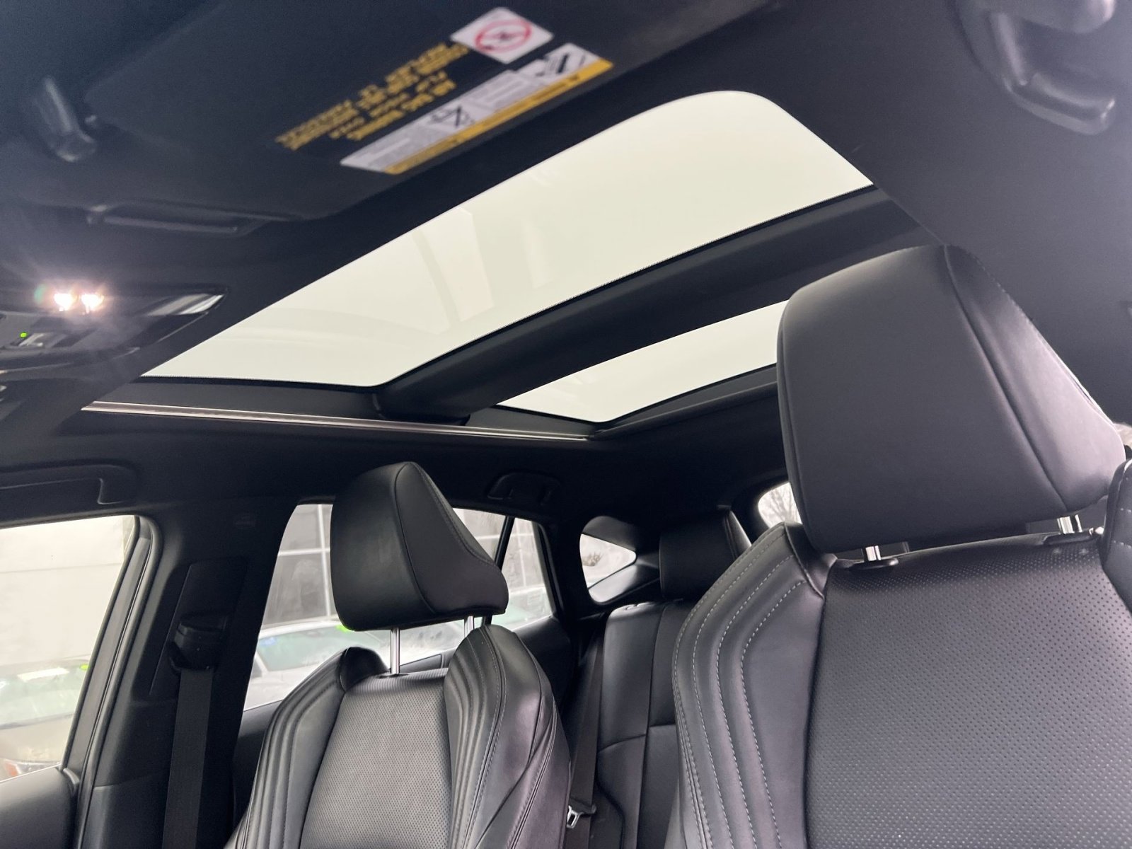 Used 2022 Toyota Venza Limited w/ Advanced Technology Package image 24