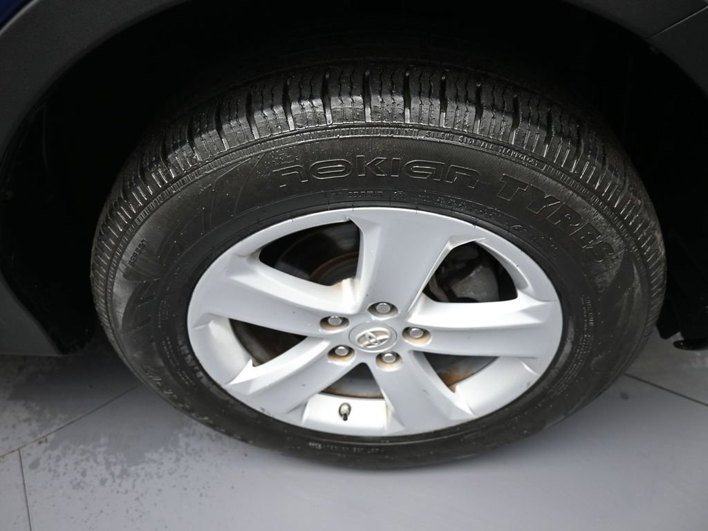Used 2014 Toyota RAV4 XLE image 13