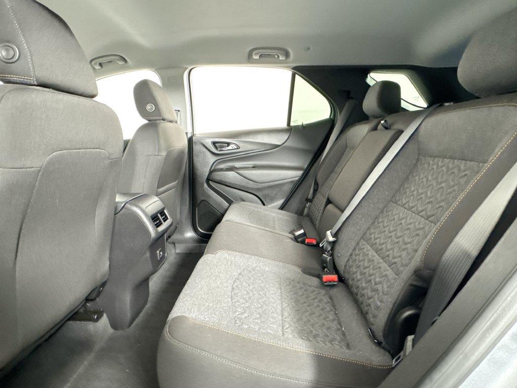 Used 2023 Chevrolet Equinox LT w/ Driver Convenience Package AWD/4WD image 11