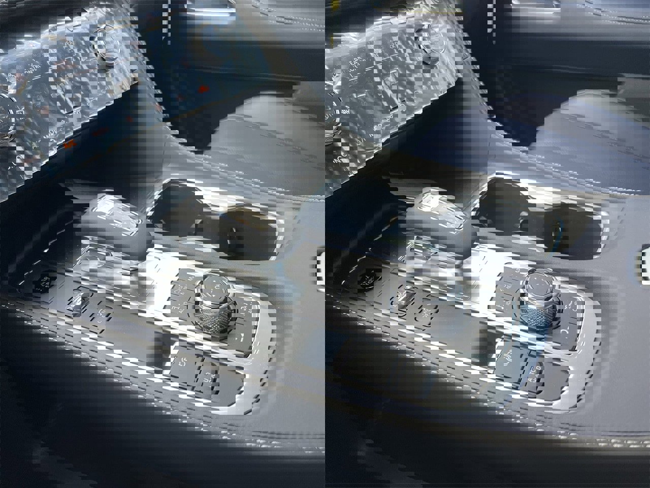 New 2026 INFINITI QX60 Sport image 17