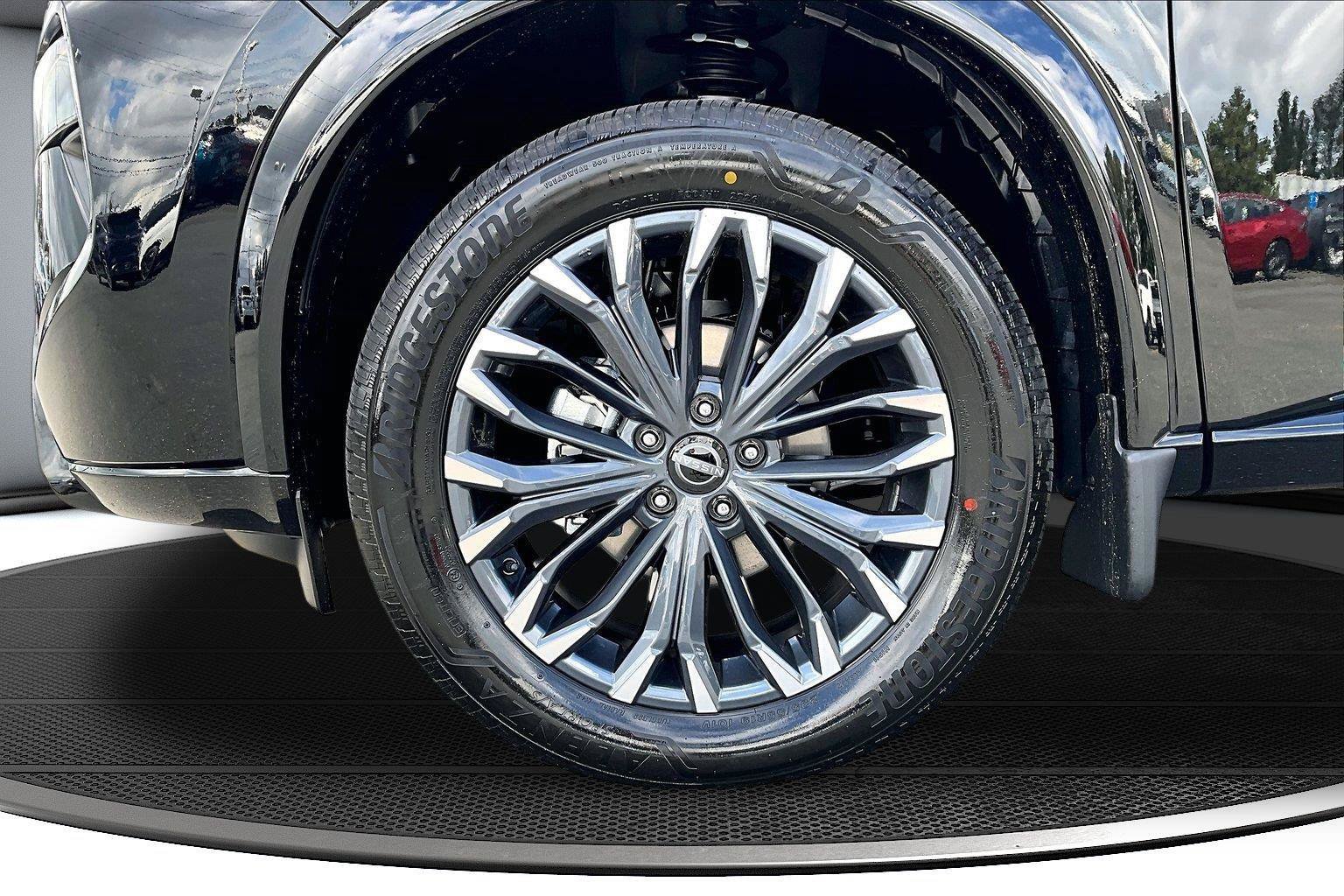 New 2026 Nissan Rogue Platinum AWD/4WD image 14
