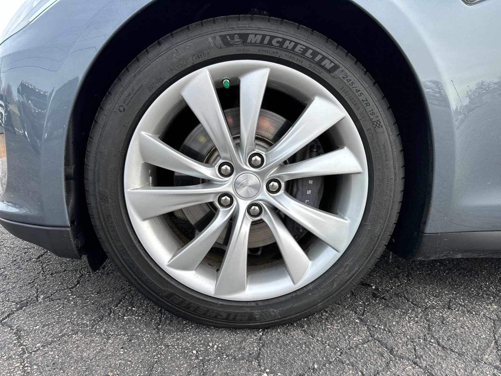 Used 2014 Tesla Model S 85 image 11