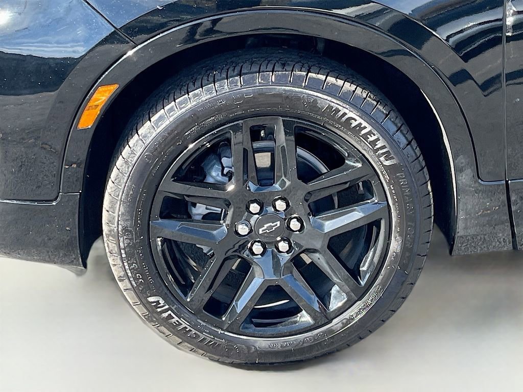 Used 2025 Chevrolet Blazer RS w/ Driver Confidence II Package image 34