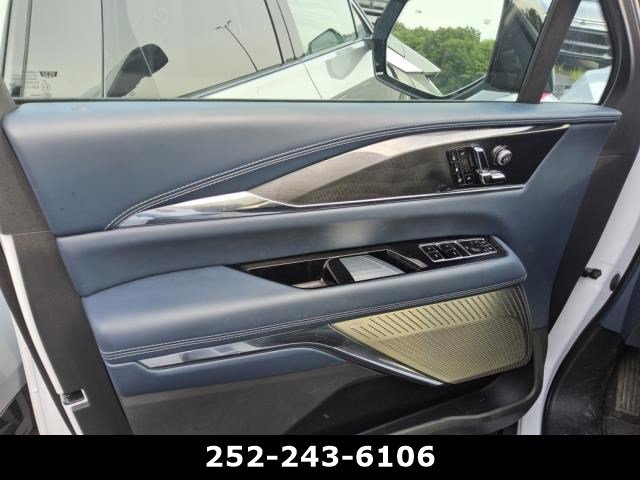 Used 2026 Cadillac Escalade IQ Sport 2 AWD/4WD image 13