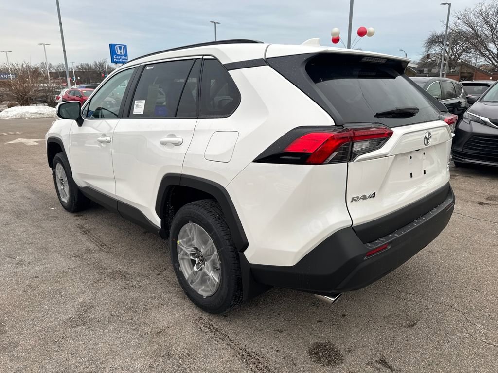 New 2025 Toyota RAV4 XLE image 5