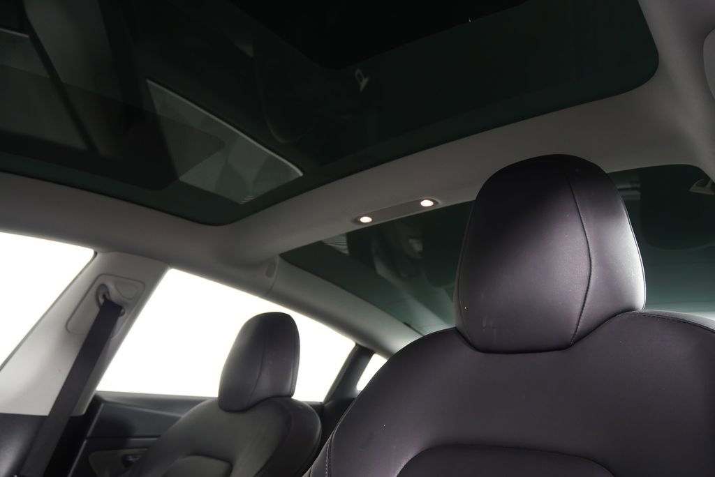 Used 2020 Tesla Model 3 Long Range image 9