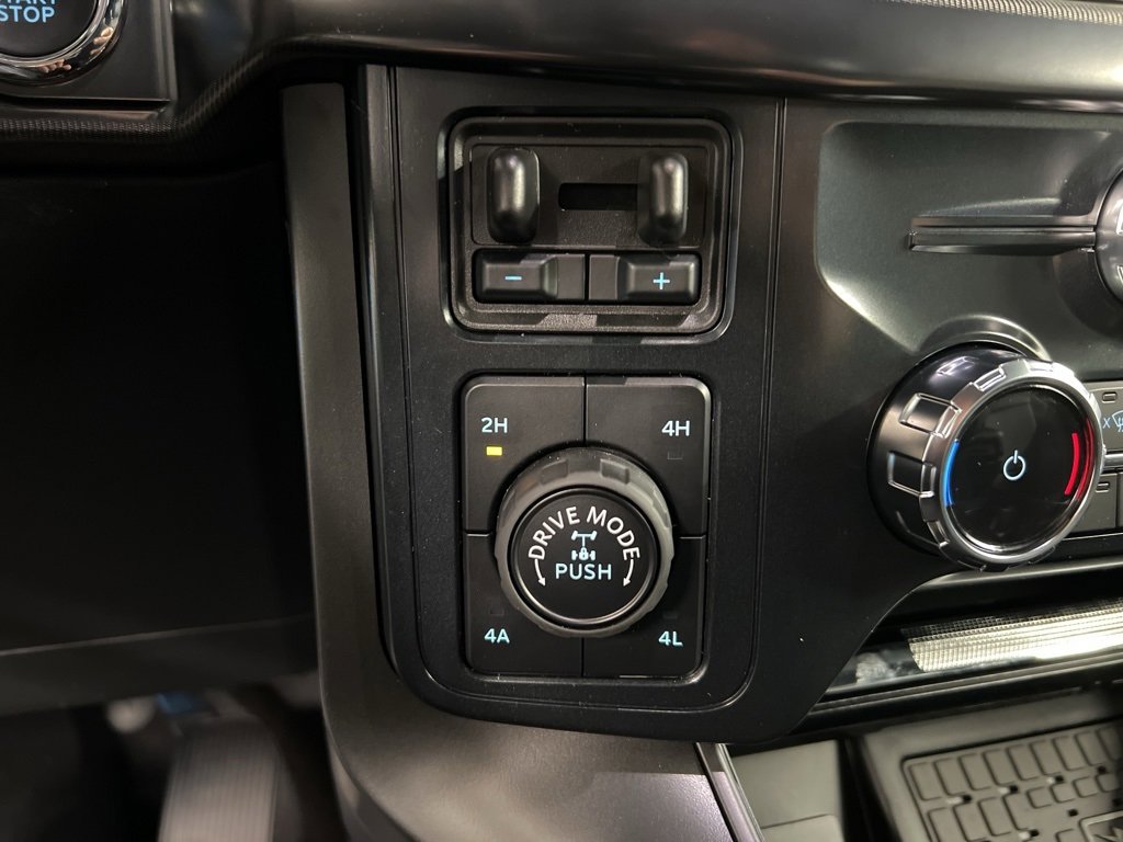 New 2025 Ford F150 Lariat w/ Equipment Group 502A High image 18