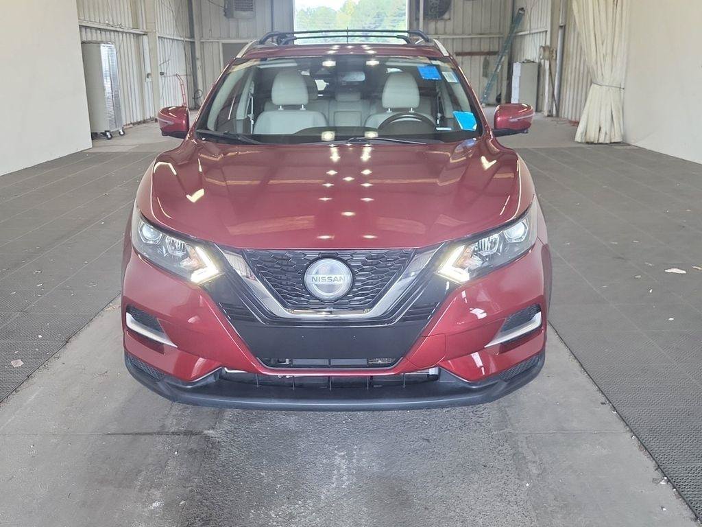 Used 2020 Nissan Rogue Sport SL FWD image 2