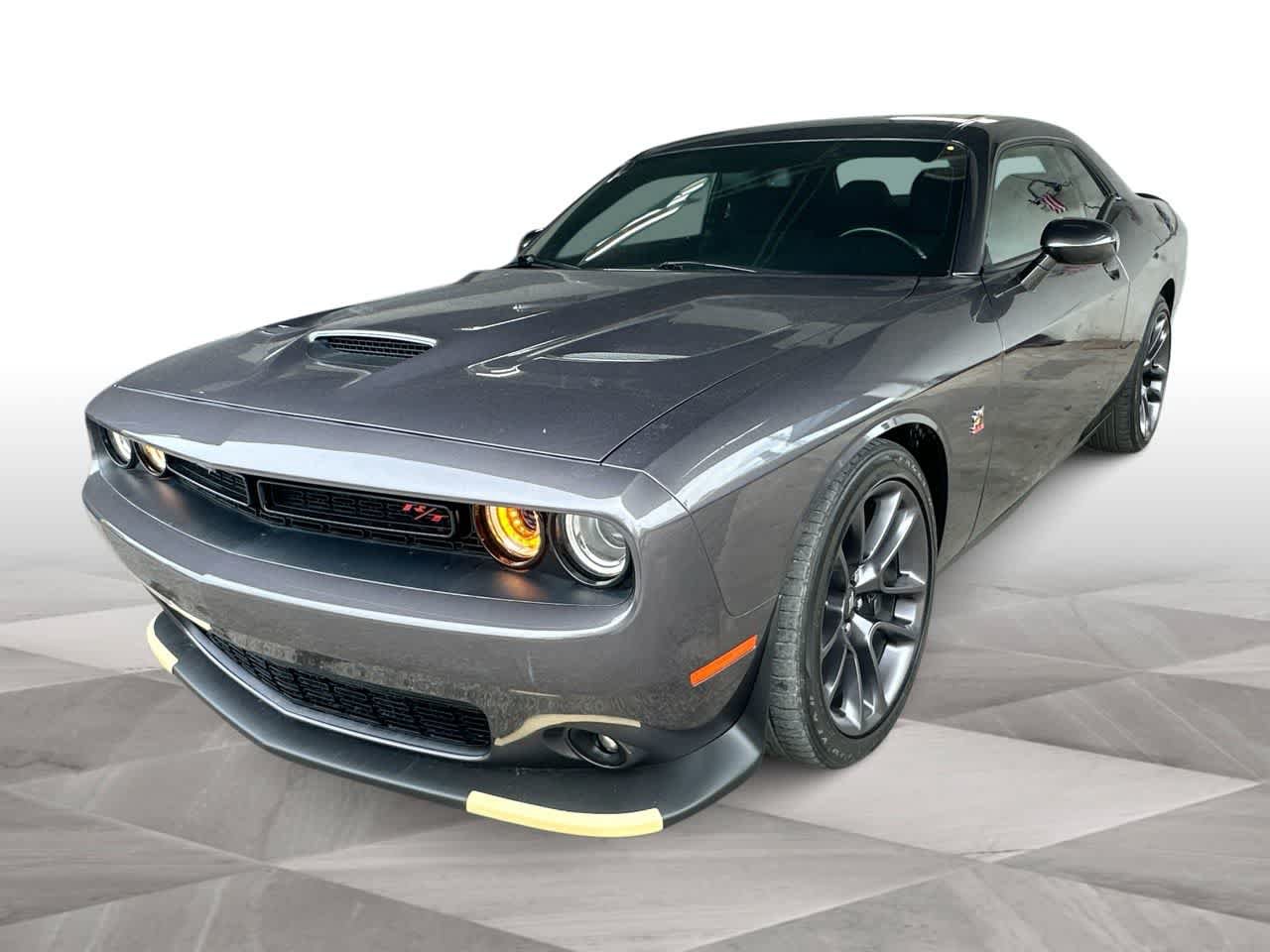 Used 2023 Dodge Challenger R/T Scat Pack RWD image 4