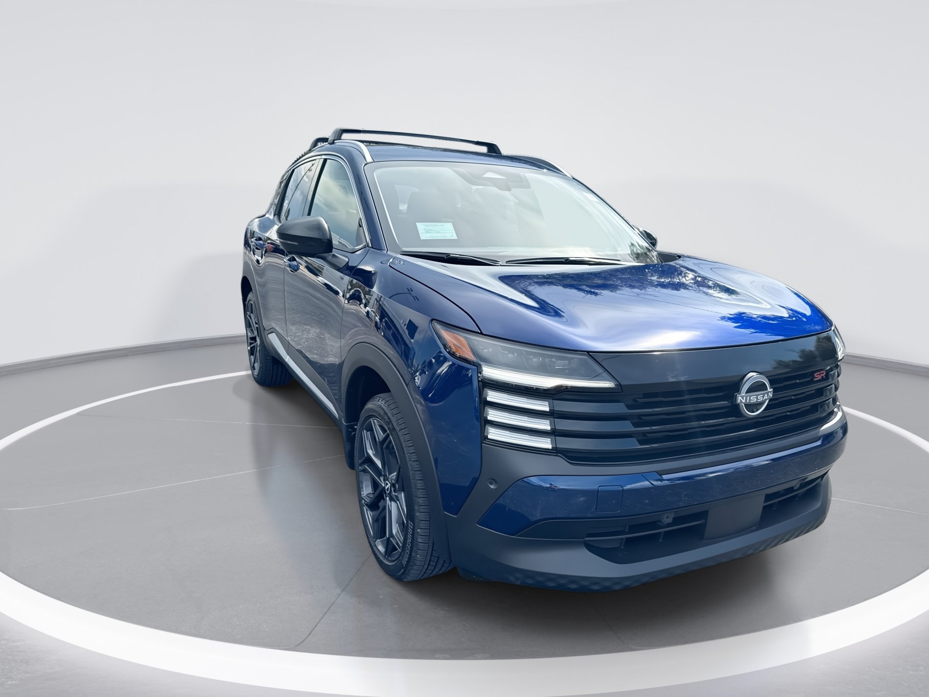 New 2027 Nissan Kicks SR FWD image 2