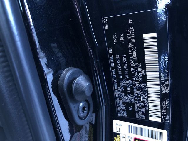 Used 2022 Toyota Highlander XLE image 34