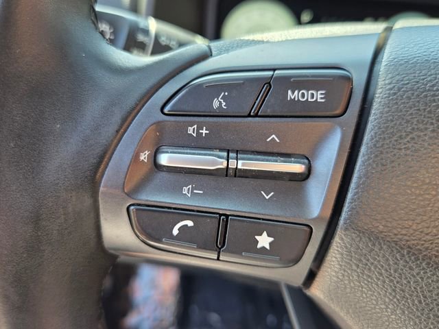 Used 2022 Hyundai Kona Limited image 31