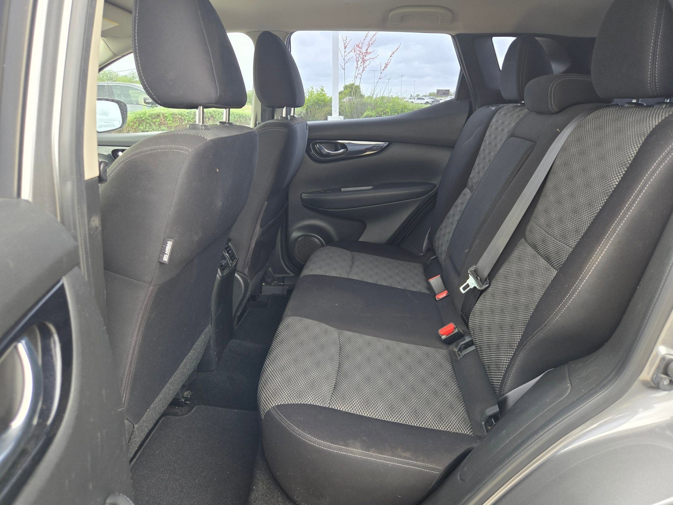 Used 2019 Nissan Rogue Sport SV w/ Technology Package image 13