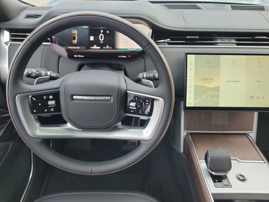 New 2026 Land Rover Range Rover Long Wheelbase Autobiography image 19