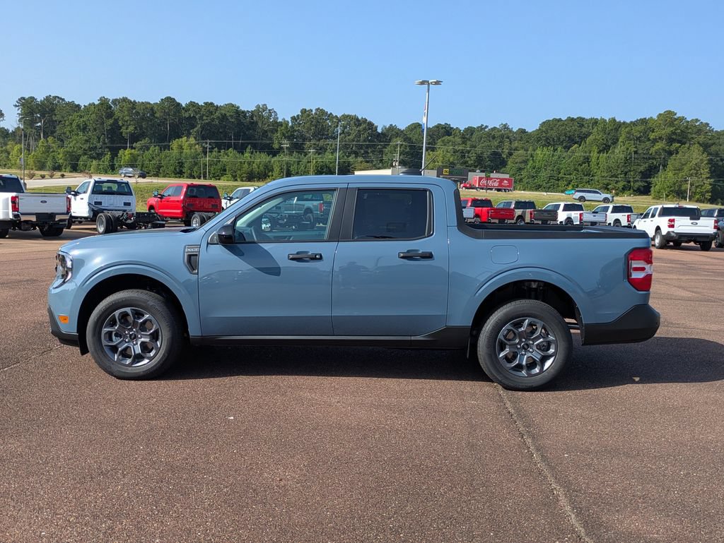 New 2026 Ford Maverick XLT w/ XLT Luxury Package FWD image 5
