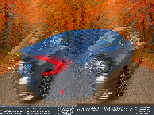 Used 2018 Honda Civic EX-L image 4