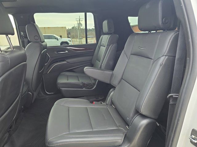 Used 2022 Cadillac Escalade ESV Luxury image 14