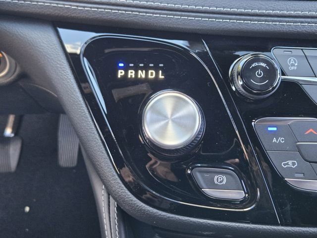 New 2026 Chrysler Pacifica Limited FWD image 14